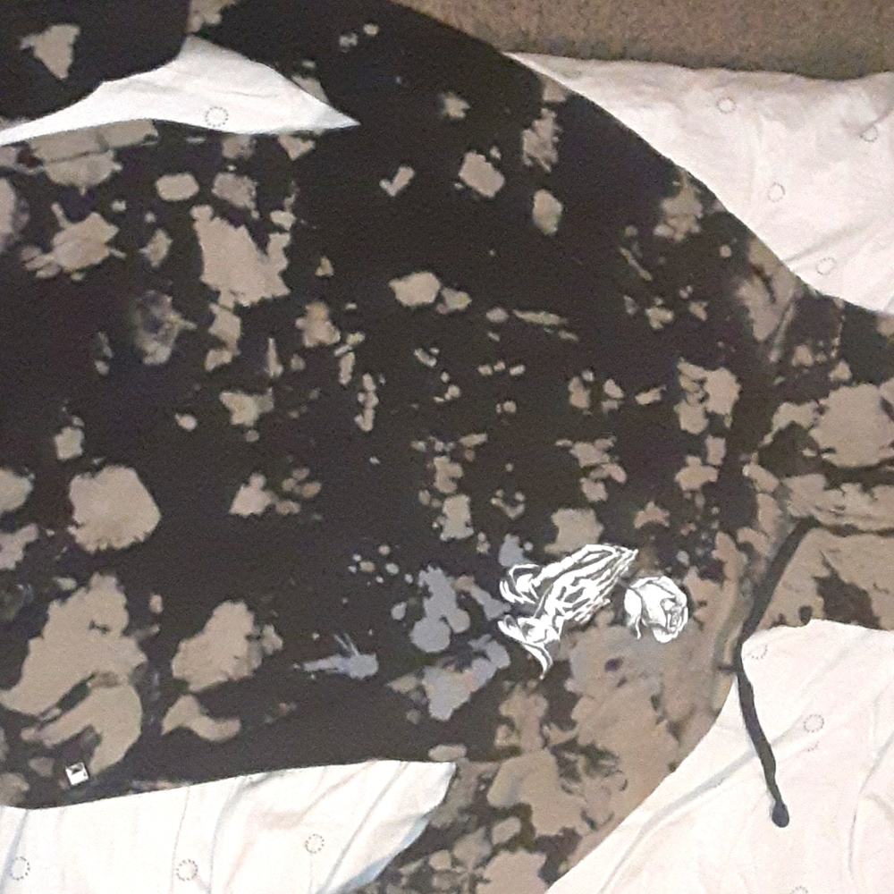 Dikotomy sweater